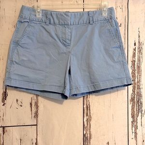 Ladies Vineyard Vines Shorts. Light blue. Size 4